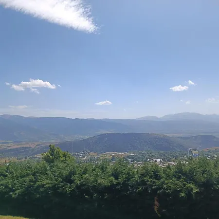 Avec Vue Panoramique Sur La Montagne Font-Romeu-Odeillo-Via